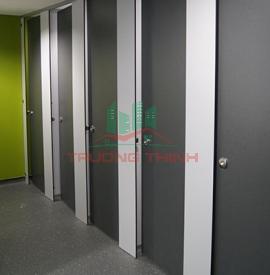 Thi công vách ngăn vệ sinh compact ở Bình Dương #1