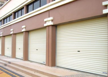 Cửa cuốn Tấm liền thép Austdoor
