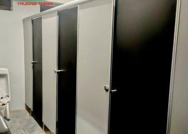 Báo giá chi tiết vách ngăn vệ sinh Compact HPL Thủ Dầu Một - Năm 2025