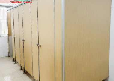 Vách ngăn vệ sinh tấm compact HPL Dĩ An #1