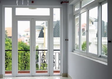 Thi công lắp đặt cửa nhựa lõi thép tại Thủ Dầu Một