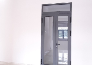 Thợ làm cửa nhôm ở Bình Dương