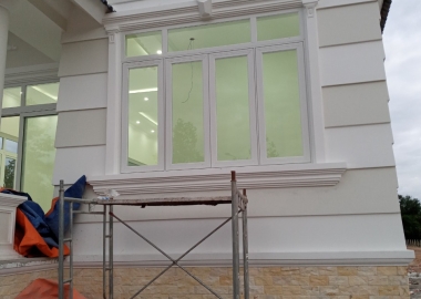 Lắp đặt cửa nhôm cao cấp ở Dĩ An