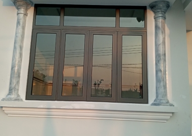 Thợ làm nhôm kính tại Bàu Bàng