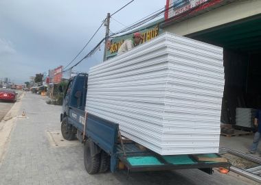 #1 Cửa nhựa lõi thép Bình Dương - Cửa sổ lùa hệ 3 ray lưới muỗi