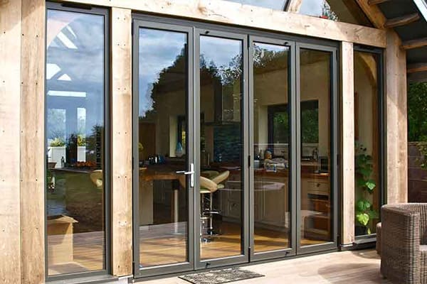 Sản phẩm đảm bảo độ bền bỉ, khó bị oxy hóa hay bong tróc theo thời gian.Sản Xuất Và Lắp Đặt Cửa Nhôm Kính Bình Dương Chất Lượng Cao #1