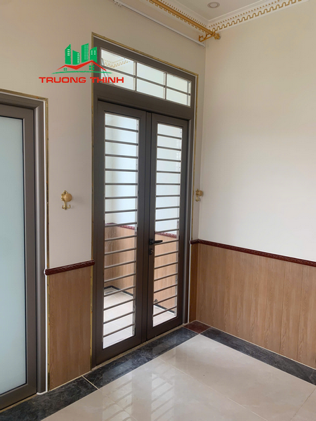 HƯỚNG DẪN LẮP ĐẶT CỬA NHÔM XINGFA CAO CẤP – CHI TIẾT, CHUẨN KỸ THUẬT #1 Lắp cửa nhôm kính tại Tân Uyên - bảng giá mới nhất 2025