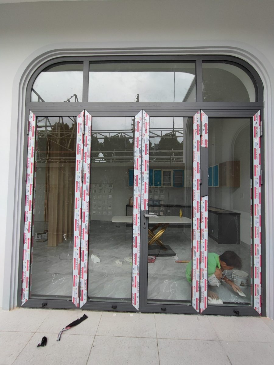 Nếu bạn đang có nhu cầu lắp đặt cửa nhôm Xingfa cho công trình của mình, hãy liên hệ ngay với chúng tôi để được hỗ trợ nhanh chóng! #1 Báo giá lắp đặt cửa nhôm xingfa Dĩ An - Bình Dương