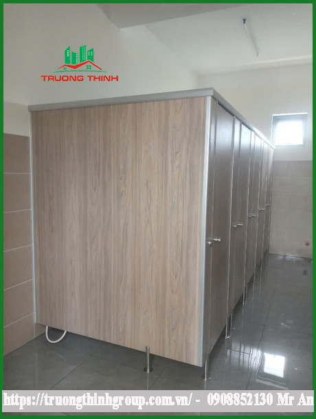 Vách Ngăn Vệ Sinh Tấm Compact HPL Tại Bình Dương - Giải Pháp Hiện Đại, Tiện Ích